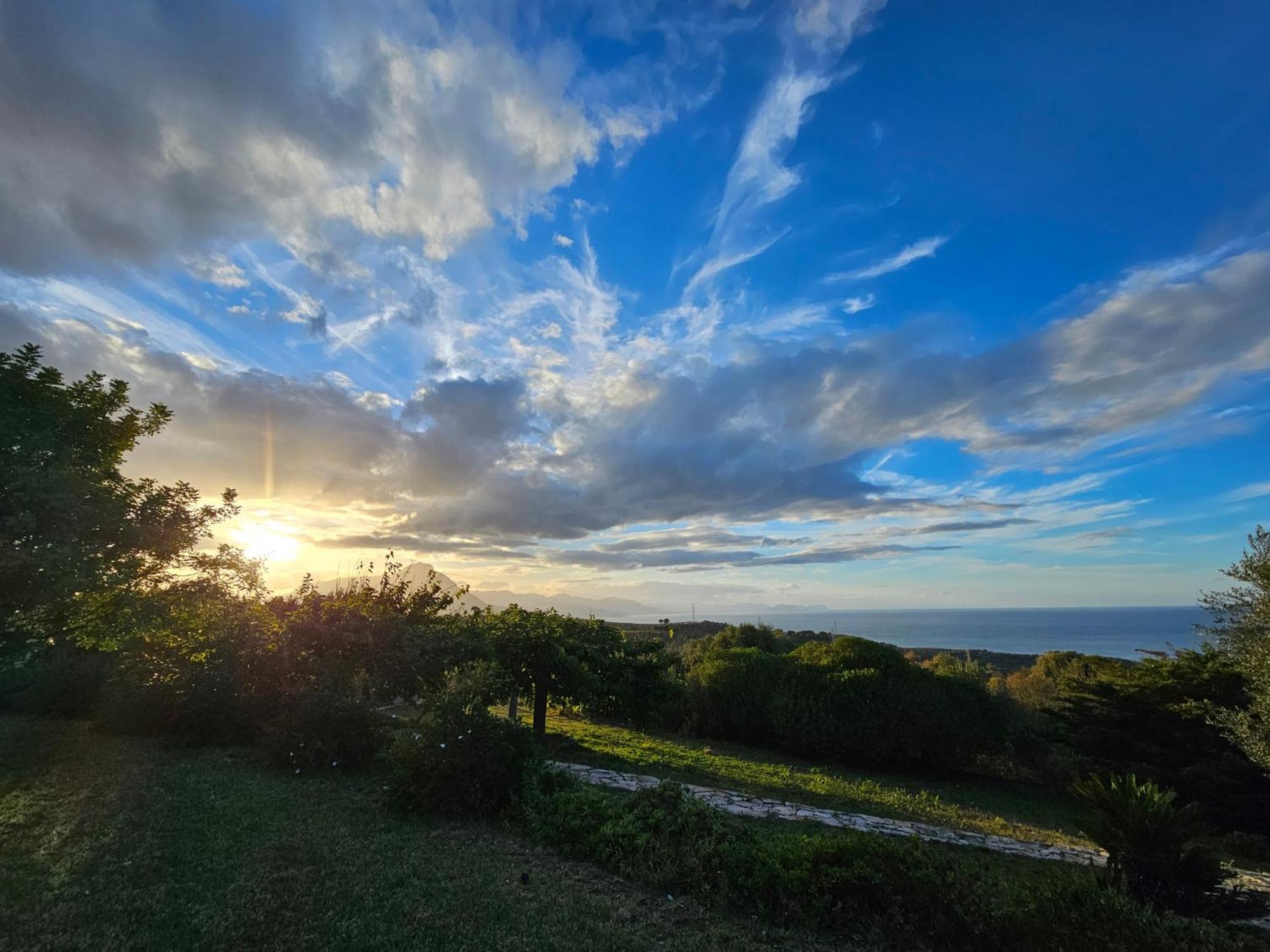 Villa Del Carrubo A Due Passi Dal Mare Di Cefalu Collesano Exterior foto